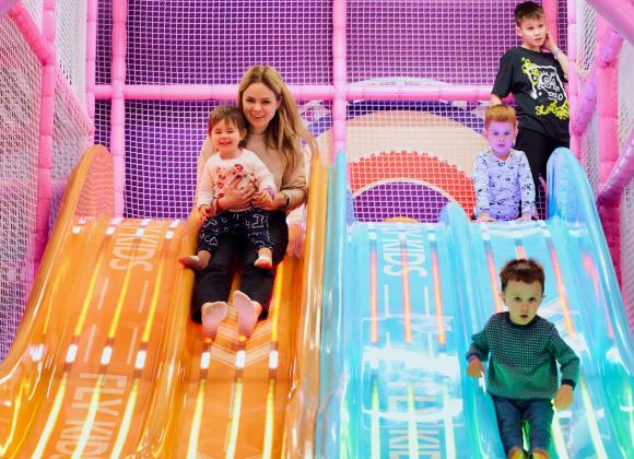 Fly Kids в ТРЦ Караван