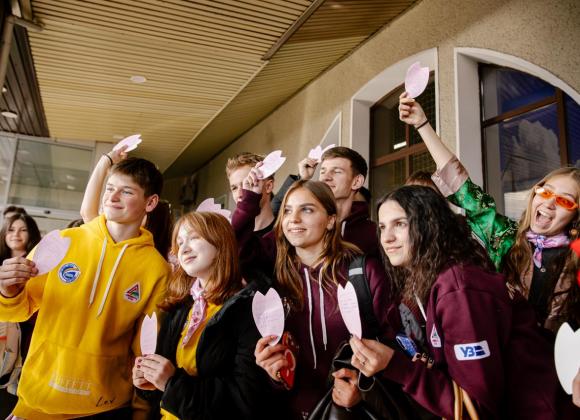 Поїзд Сакура