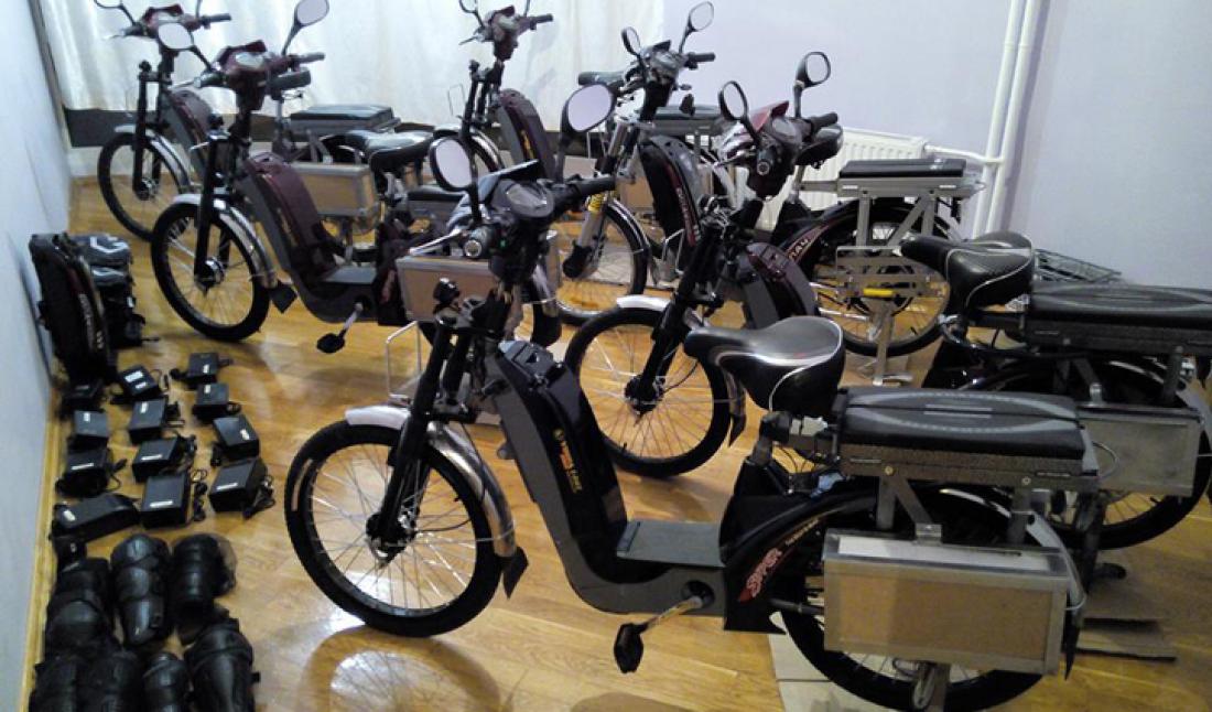 доставка на электровелосипедах