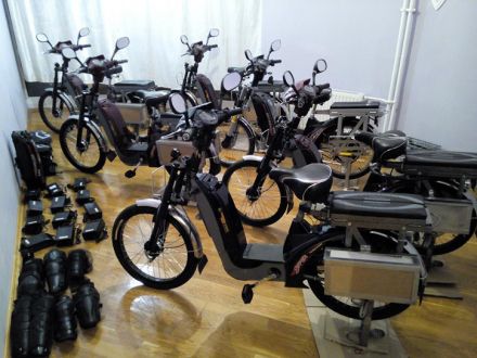 доставка на электровелосипедах